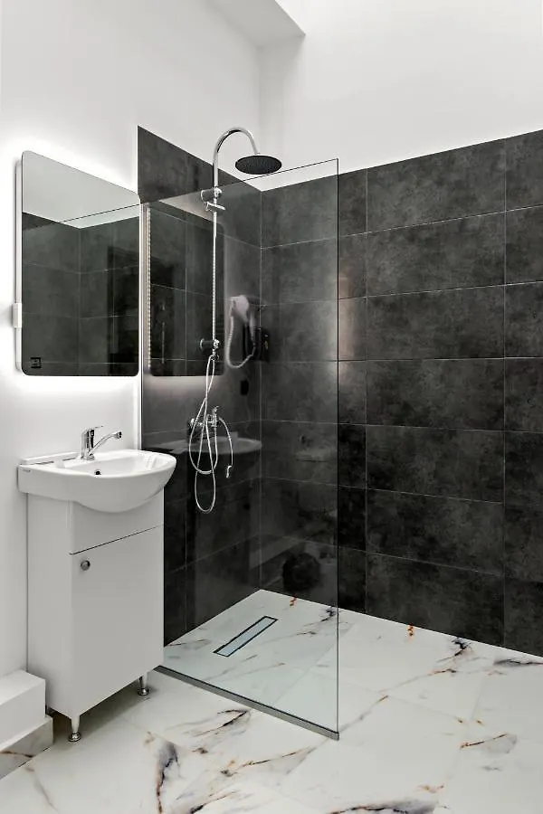 Selari Chambre Bucharest 0*,