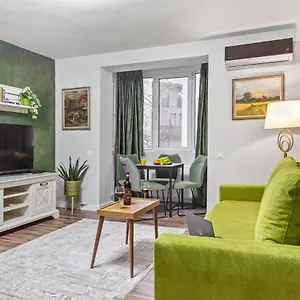 Apartment Cozy By Art, Bucharest